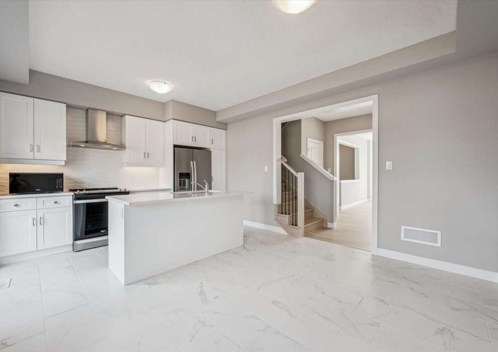 19-Sora Ln 019
